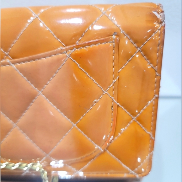 CHANEL Patent Leather Wallet - Picture 6 of 10